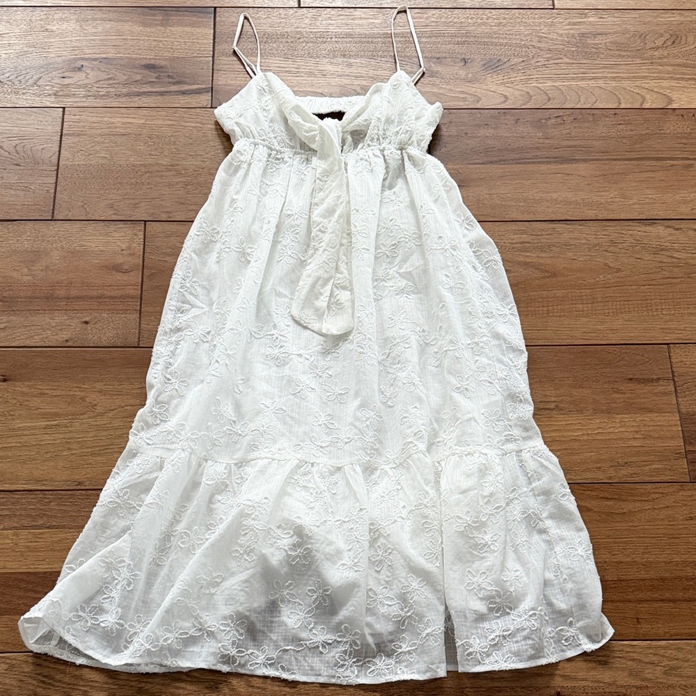 NWT Lush White Eyelet Midi Dress with Spaghetti Straps M